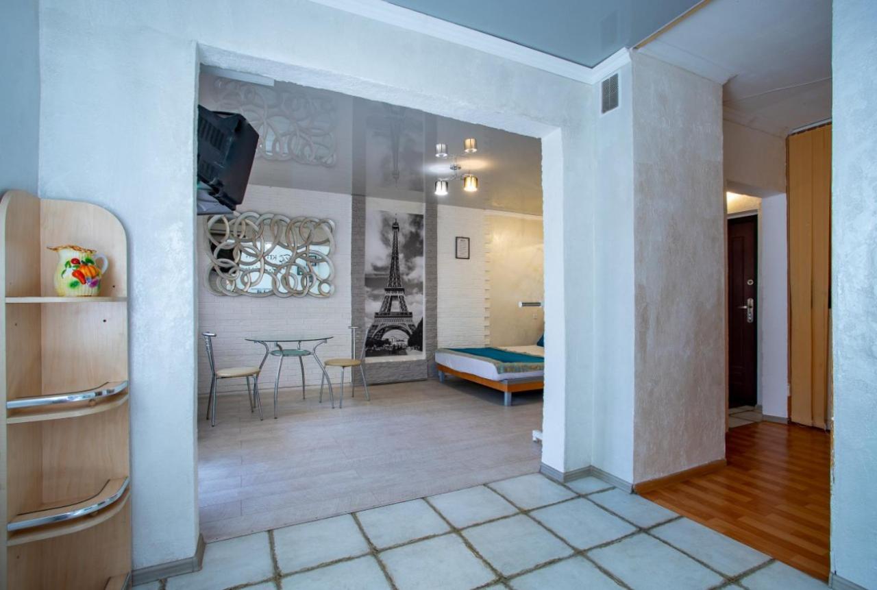 Студия На Проспекте Мира Mykolaiv Exterior foto