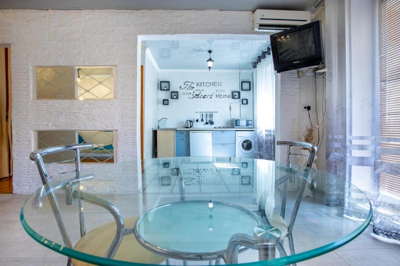 Студия На Проспекте Мира Mykolaiv Exterior foto